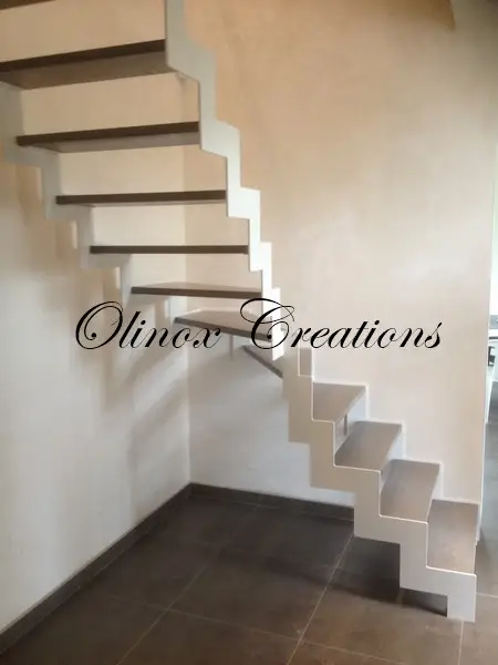 Escalier deux quart tournant double cremaill&egrave;re