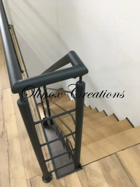 Garde corps tout m&eacute;tal peint