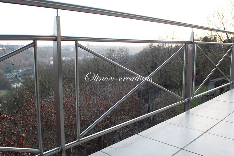 Garde corps extérieur en inox brossé demande du client