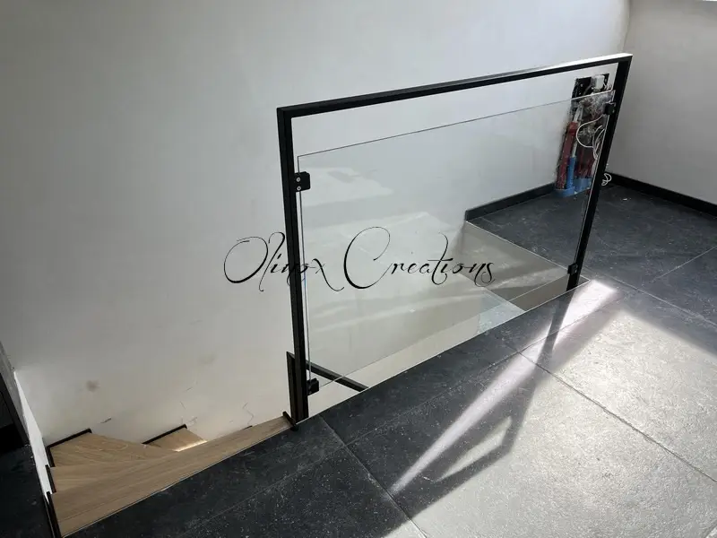 Garde corps m&eacute;tal et verre