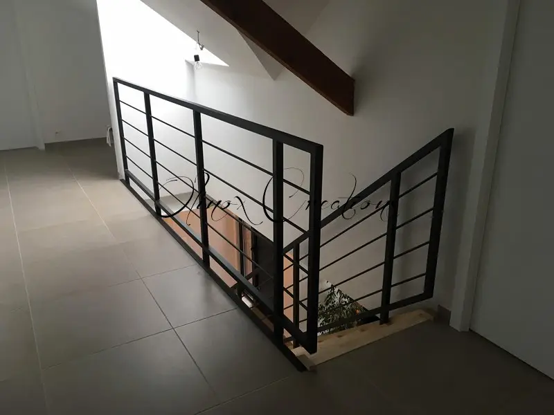 Garde corps m&eacute;tal peint