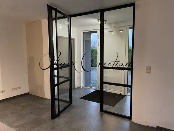 Porte avec parclose m&eacute;tal